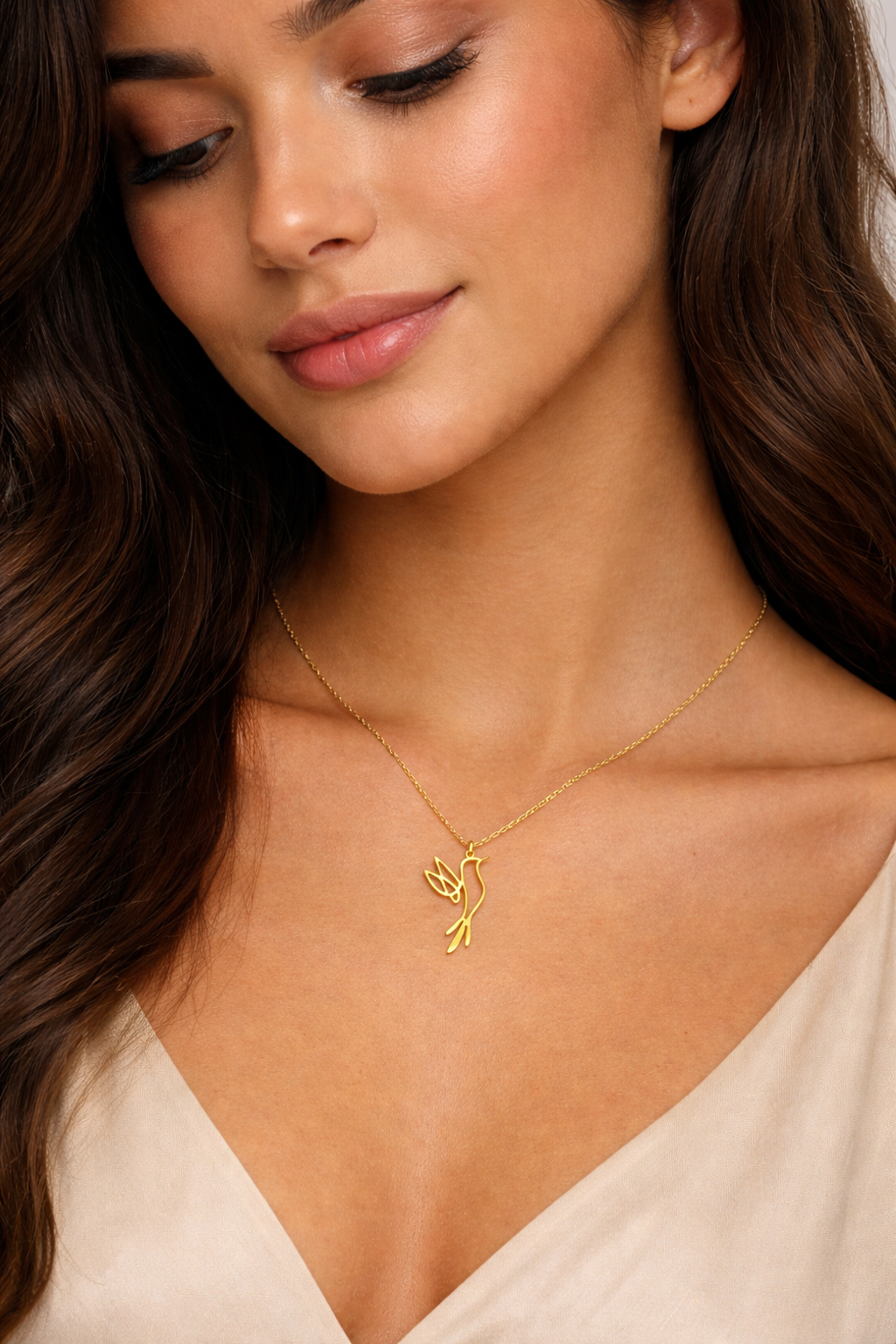 Colgante dorado Mihi Alae en acero inoxidable 316L (Acero quirúrgico) + cadena 50cm